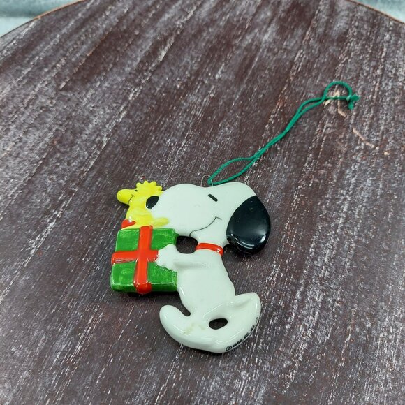 Vintage Snoopy Christmas Ornament With Woodstock & Gift - Picture 1 of 6